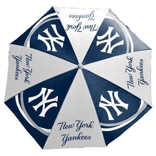Yankees umbrella.jpg
